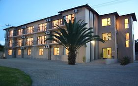 Oasis Hotel
